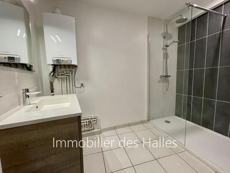 Maison - 176 m² - 9 pièces