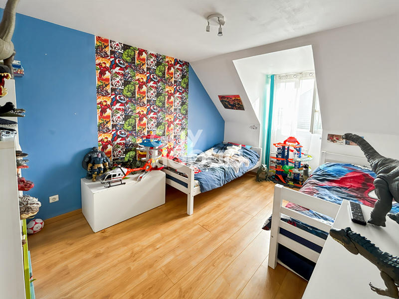 Maison - 110 m² - 6 pièces