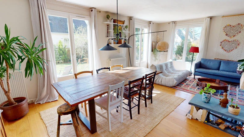 Maison - 173 m² - 8 pièces