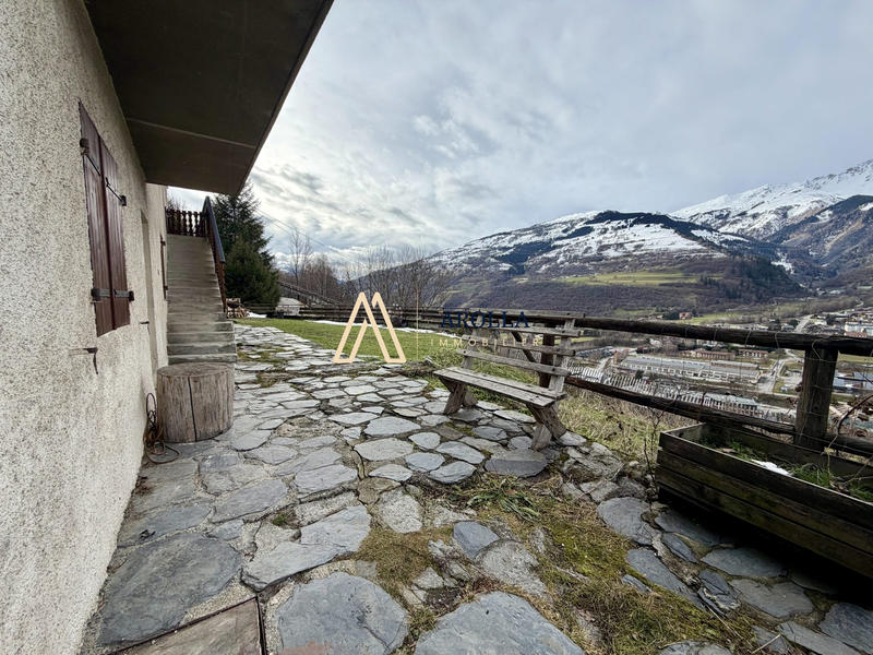 Maison ancienne - 180 m² - 10 pièces