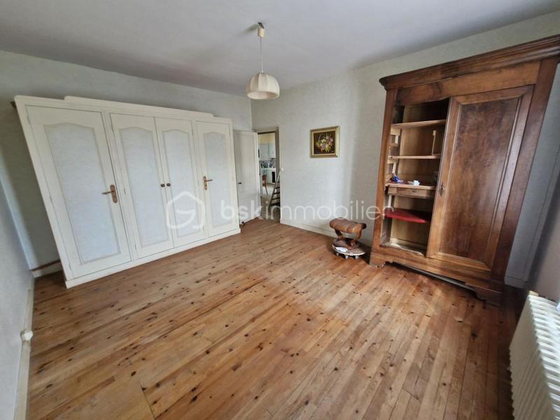 Maison ancienne - 122 m² - 7 pièces