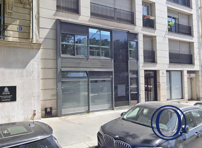 Local commercial - 328 m²