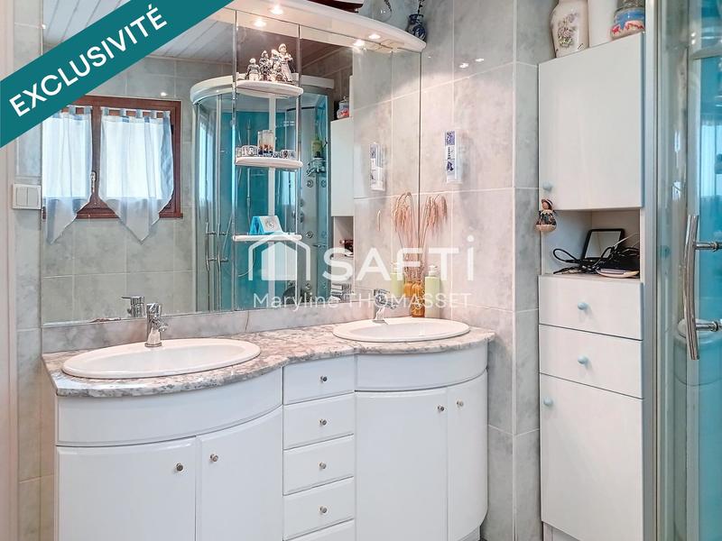 Maison - 262 m² - 4 pièces