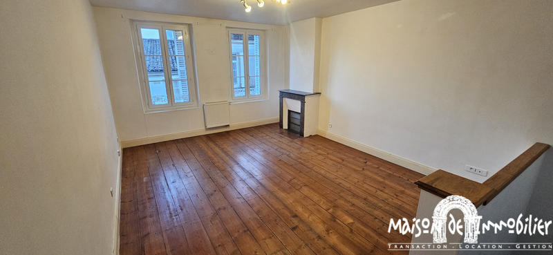 Appartement - 102 m² - 3 pièces