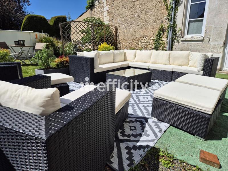 Maison - 330 m² - 9 pièces