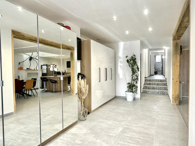 Maison - 192 m² - 7 pièces