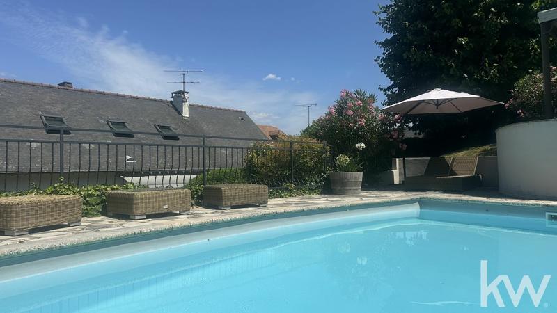 Maison - 171 m² - 7 pièces