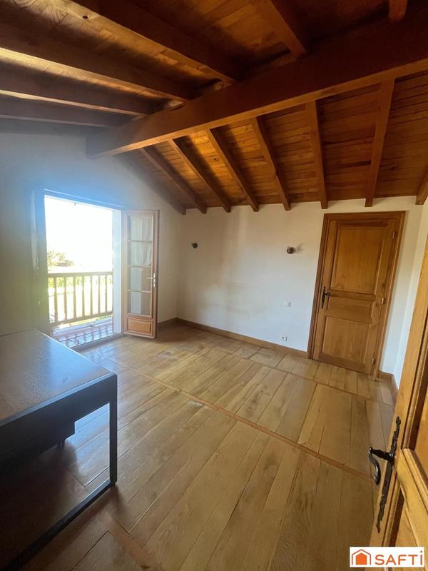 Maison - 157 m² - 4 pièces