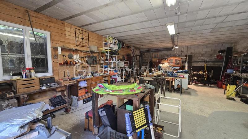 Maison traditionnelle - 136 m² - 5 pièces