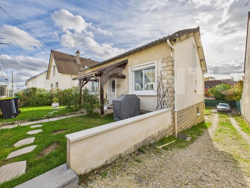 Maison - 107 m² - 5 pièces