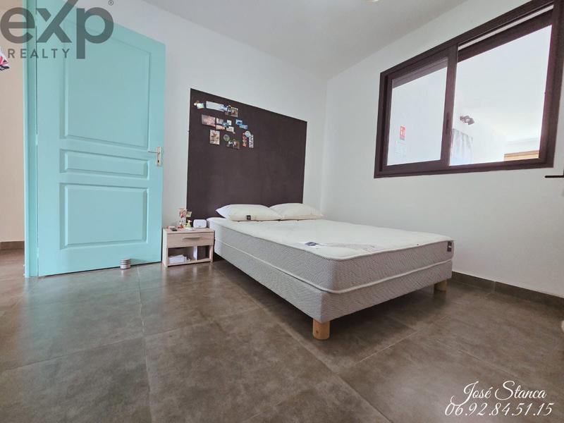 Villa - 250 m² - 10 pièces