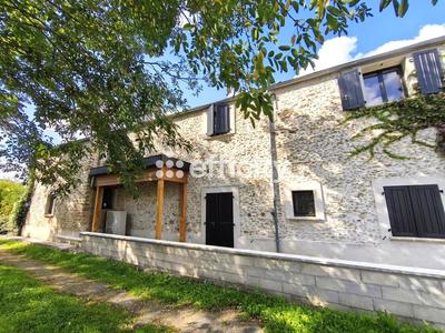 Maison de village - 237 m² - 8 pièces