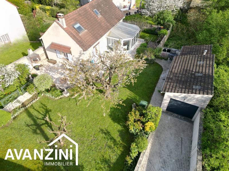 Maison - 110 m² - 4 pièces