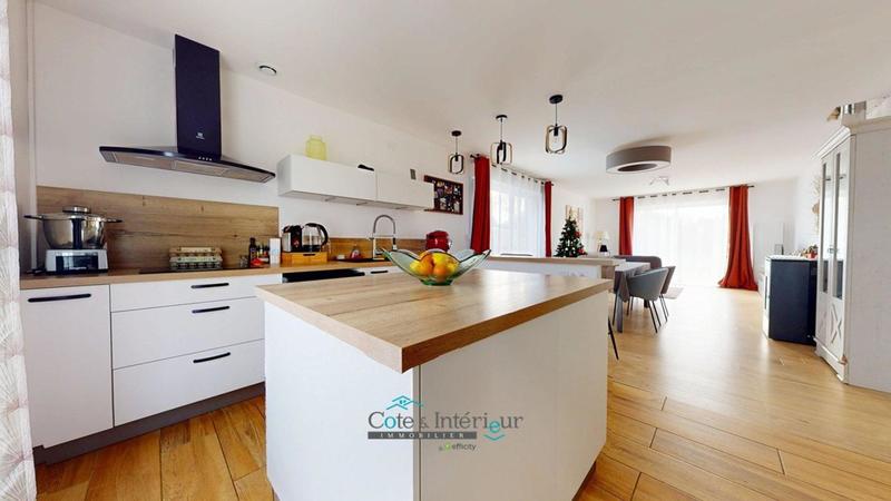 Pavillon - 105 m² - 5 pièces