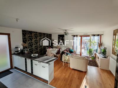 Appartement - 100 m² - 5 pièces