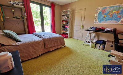 Maison contemporaine - 211 m² - 6 pièces