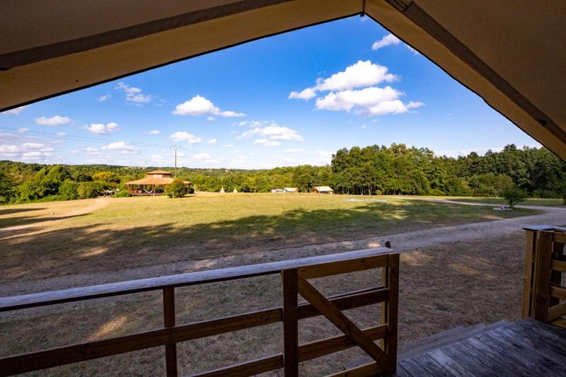 Propriété - 310 m² - 8 pièces