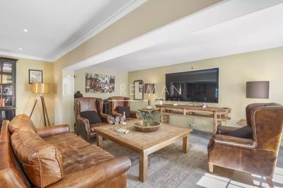 Appartement - 126 m² - 4 pièces