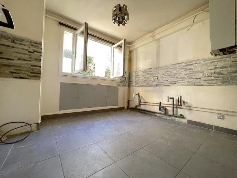 Appartement - 96 m² - 4 pièces
