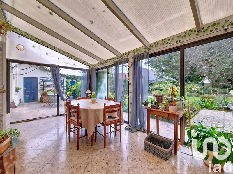 Maison - 197 m² - 9 pièces