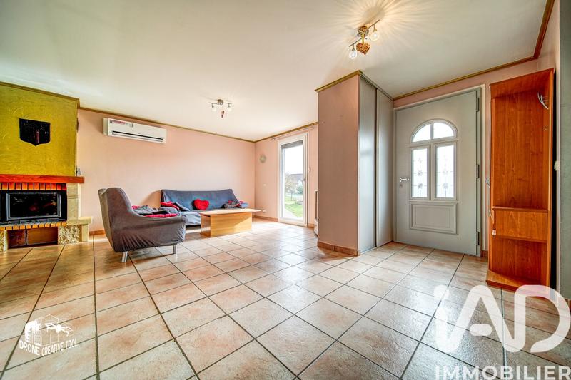 Maison - 90 m² - 5 pièces