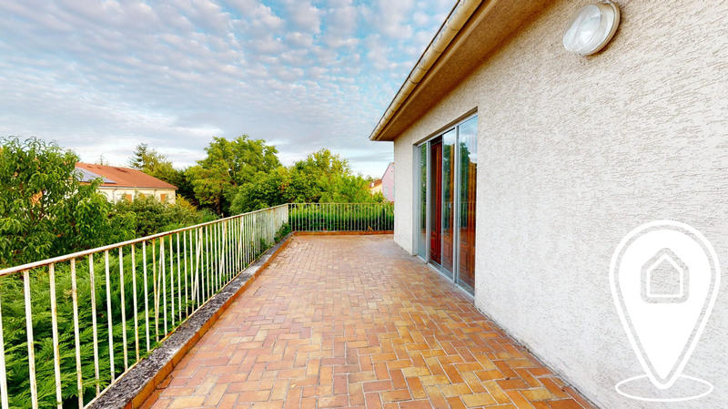 Maison - 166 m² - 7 pièces