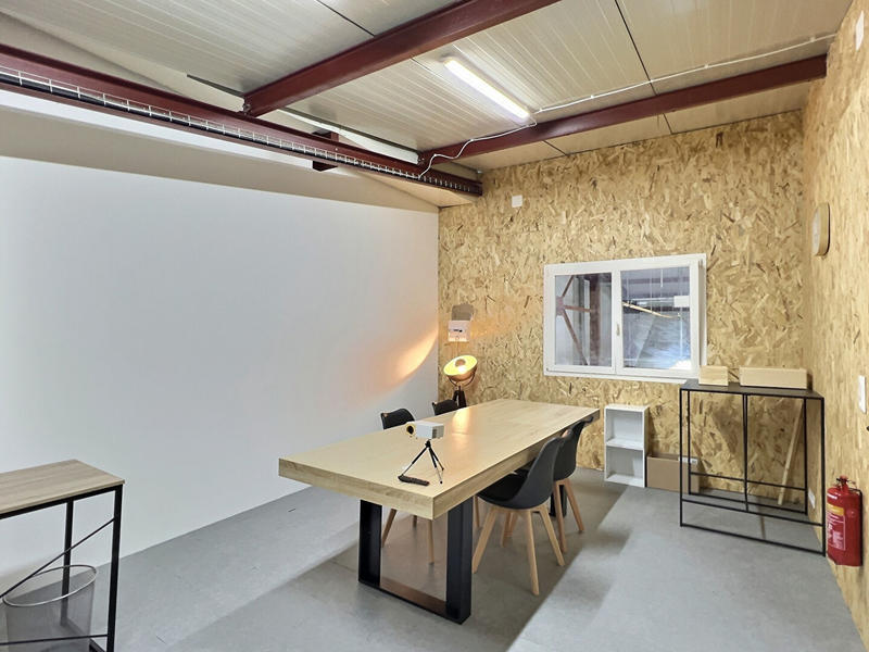 Local commercial - 458 m²