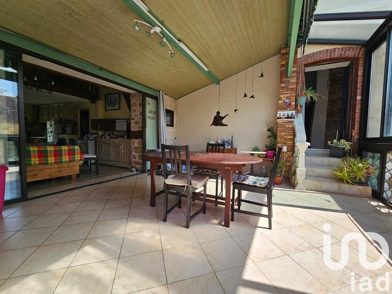 Maison de village - 360 m² - 8 pièces