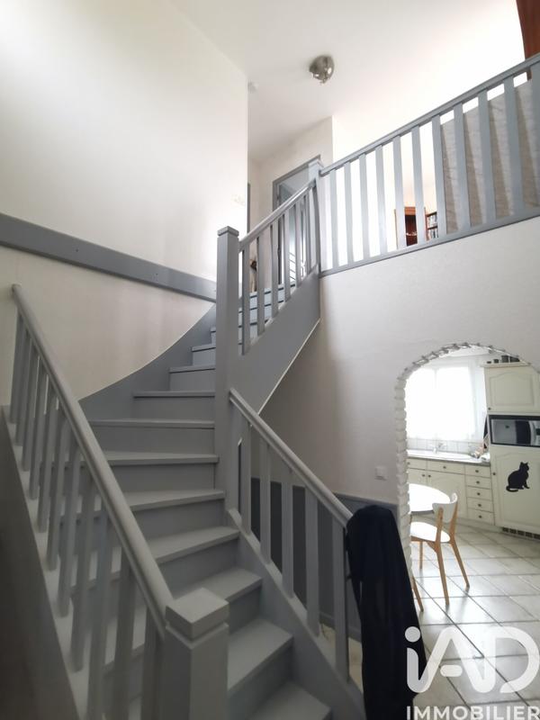 Maison - 137 m² - 7 pièces