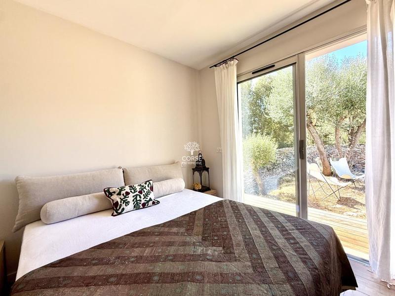 Maison - 98 m² - 5 pièces