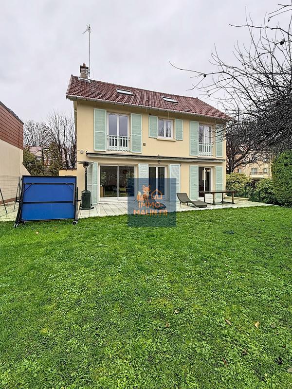 Appartement - 178 m² - 9 pièces