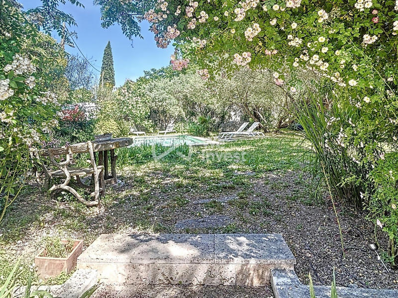 Villa - 220 m² - 7 pièces