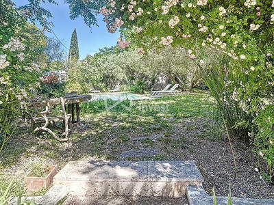 Villa - 220 m² - 7 pièces