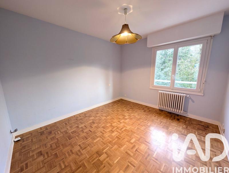 Appartement - 94 m² - 4 pièces
