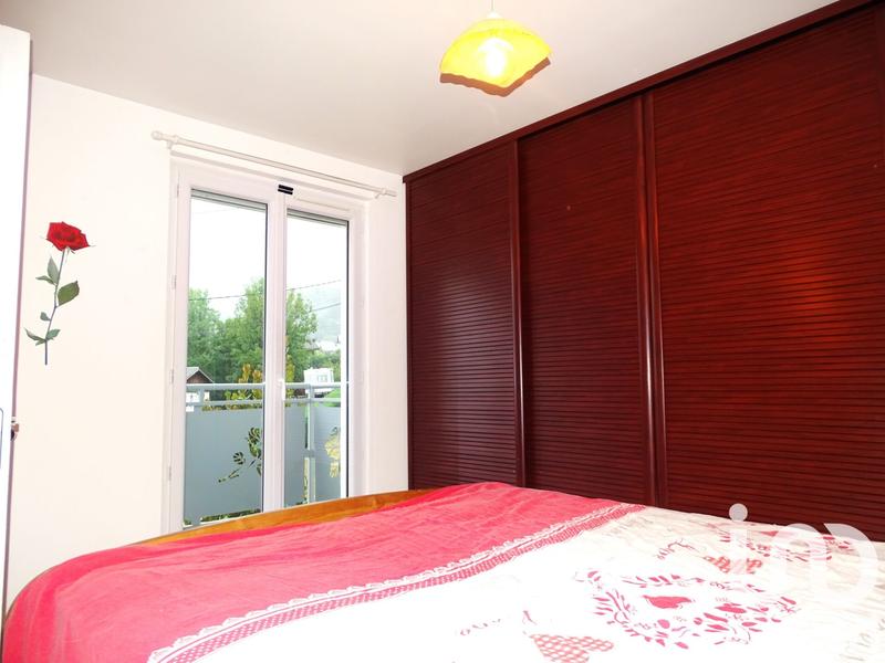 Maison - 98 m² - 5 pièces