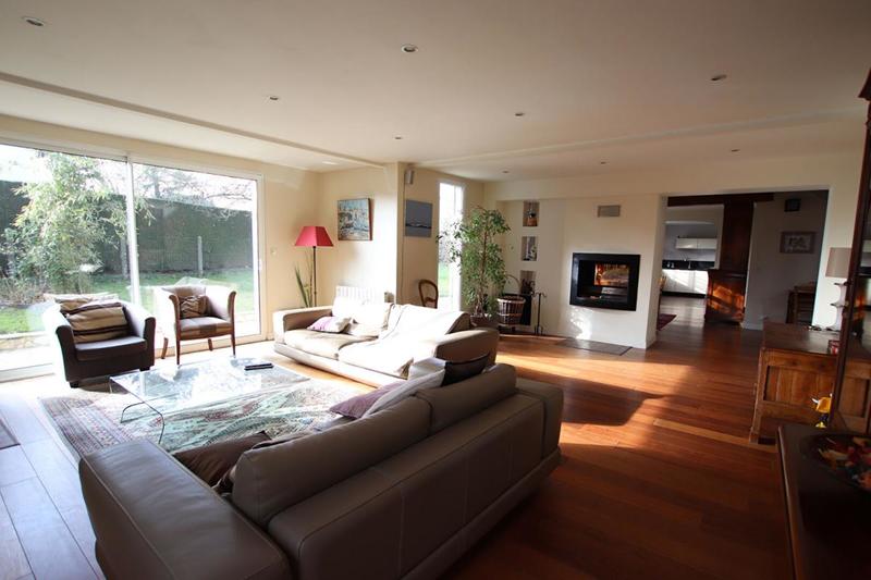 Maison - 200 m² - 6 pièces