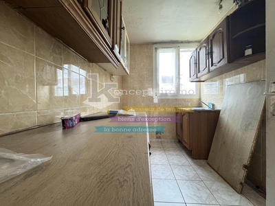 Appartement - 64 m² - 4 pièces