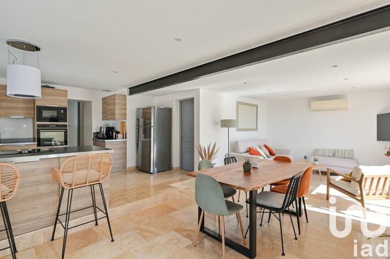 Appartement - 75 m² - 3 pièces