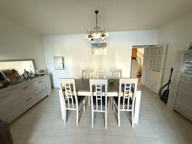 Maison - 137 m² - 6 pièces