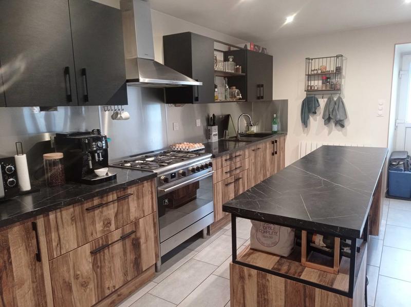 Maison ancienne - 183 m² - 6 pièces