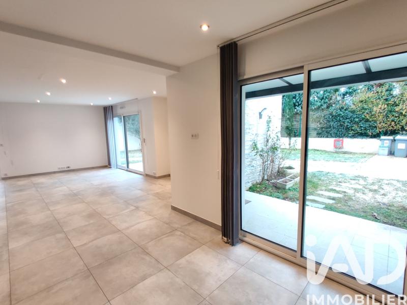 Maison - 92 m² - 4 pièces