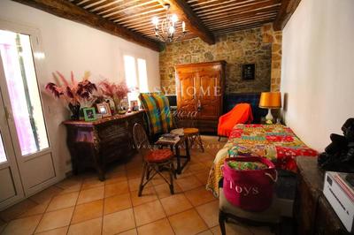 Maison de village - 330 m² - 9 pièces