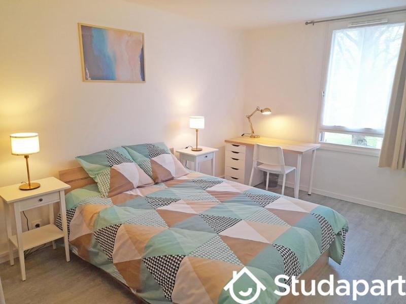 Chambre - 9 m² - 1 pièce