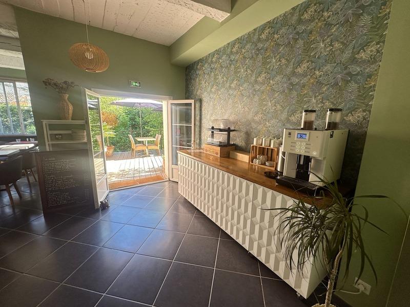 Fonds de commerce - 600 m²