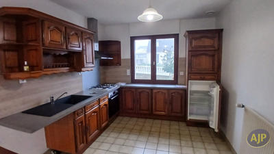 Maison - 74 m² - 3 pièces