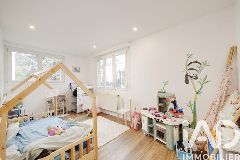 Maison - 190 m² - 7 pièces