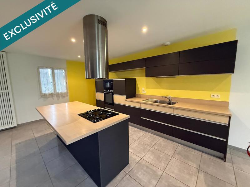 Maison - 186 m² - 7 pièces