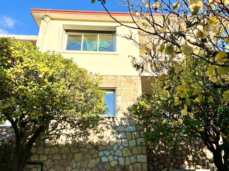 Villa - 175 m² - 6 pièces