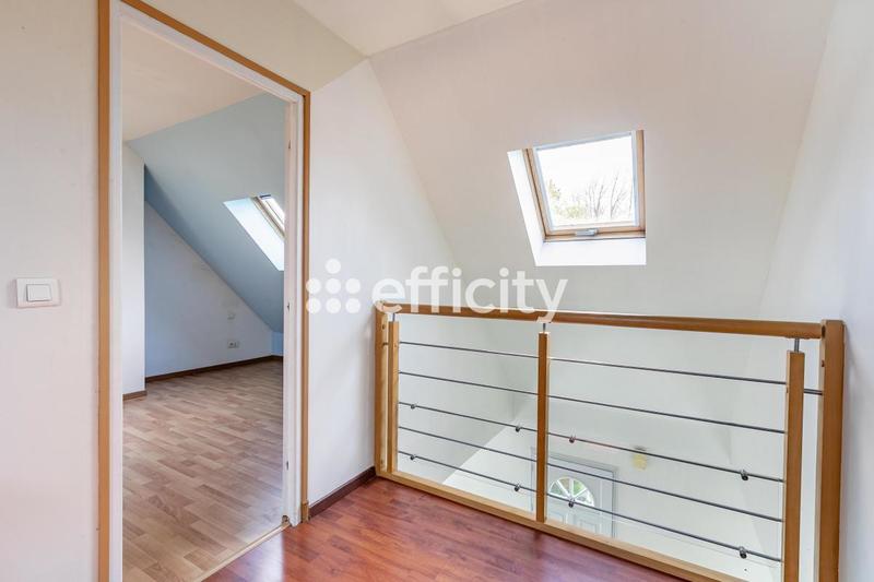 Maison - 115 m² - 7 pièces