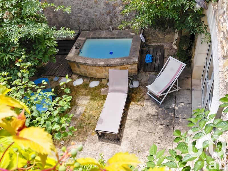 Maison - 230 m² - 8 pièces